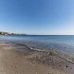 Luxury Modern Beachfront 3 Bed Gated Community Townhouse With Pool, Sun Terrace, Sea Views Close To Amenities Manilva